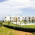 Apartment Gartenwohnung Am Meer, Ruhig, Pool *