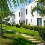 Apartman Gartenwohnung Am Meer, Ruhig, Pool