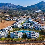 Gartenwohnung Am Meer, Ruhig, Pool Ájosz Nikólaosz